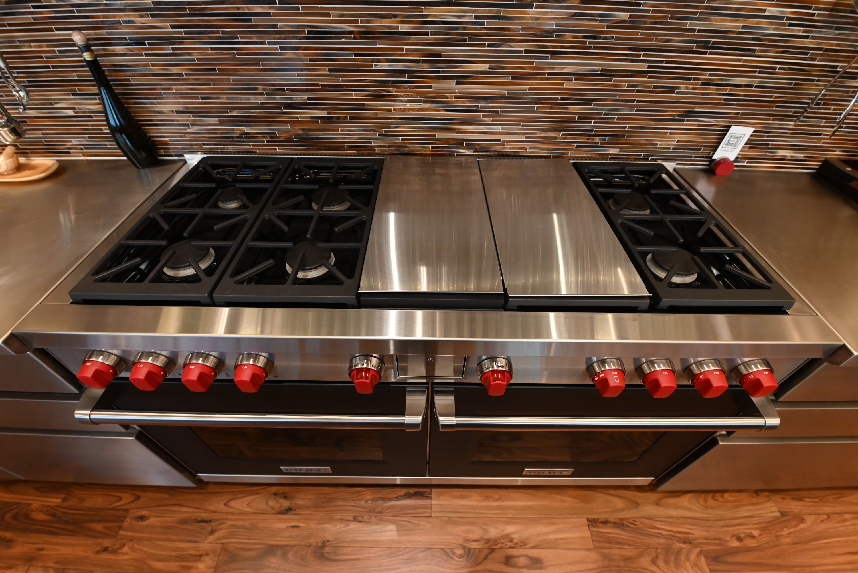 Wolf Certified DF60650CG/BK/P 60" Stainless Steel & Black Dual Fuel Range