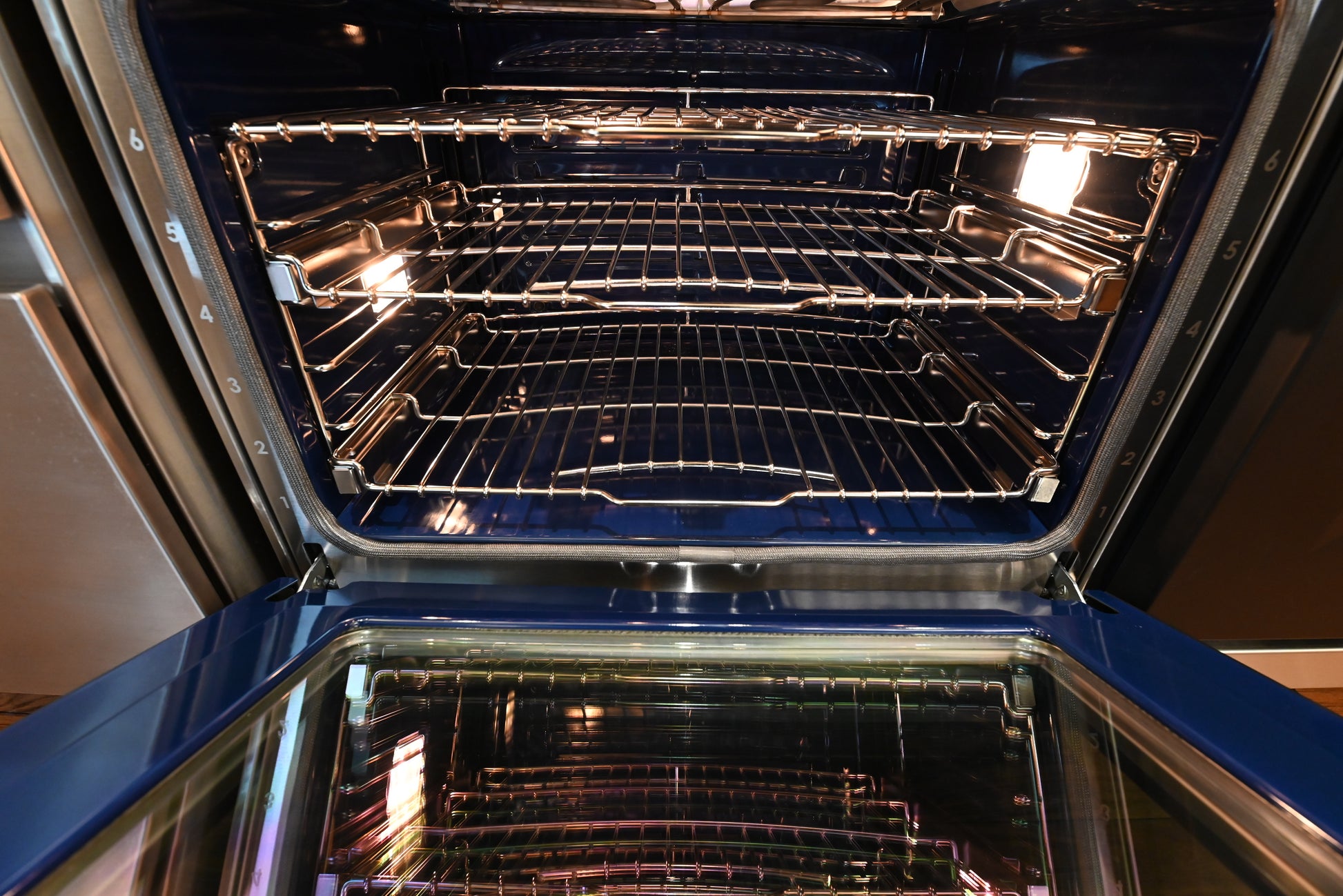 Wolf Certified DF60650CG/BK/P 60" Stainless Steel & Black Dual Fuel Range