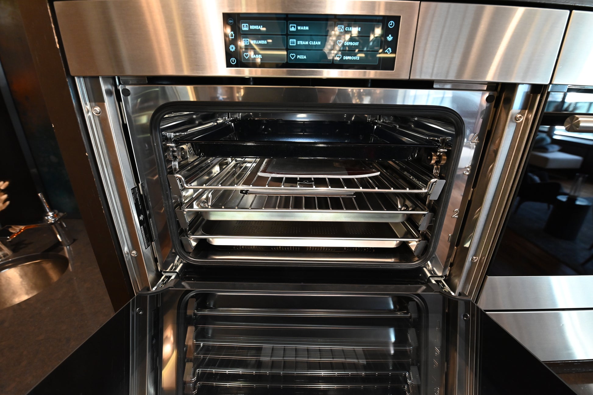 Wolf Certified CSO2450TE/S/T 24" Stainless Steel Steam Oven