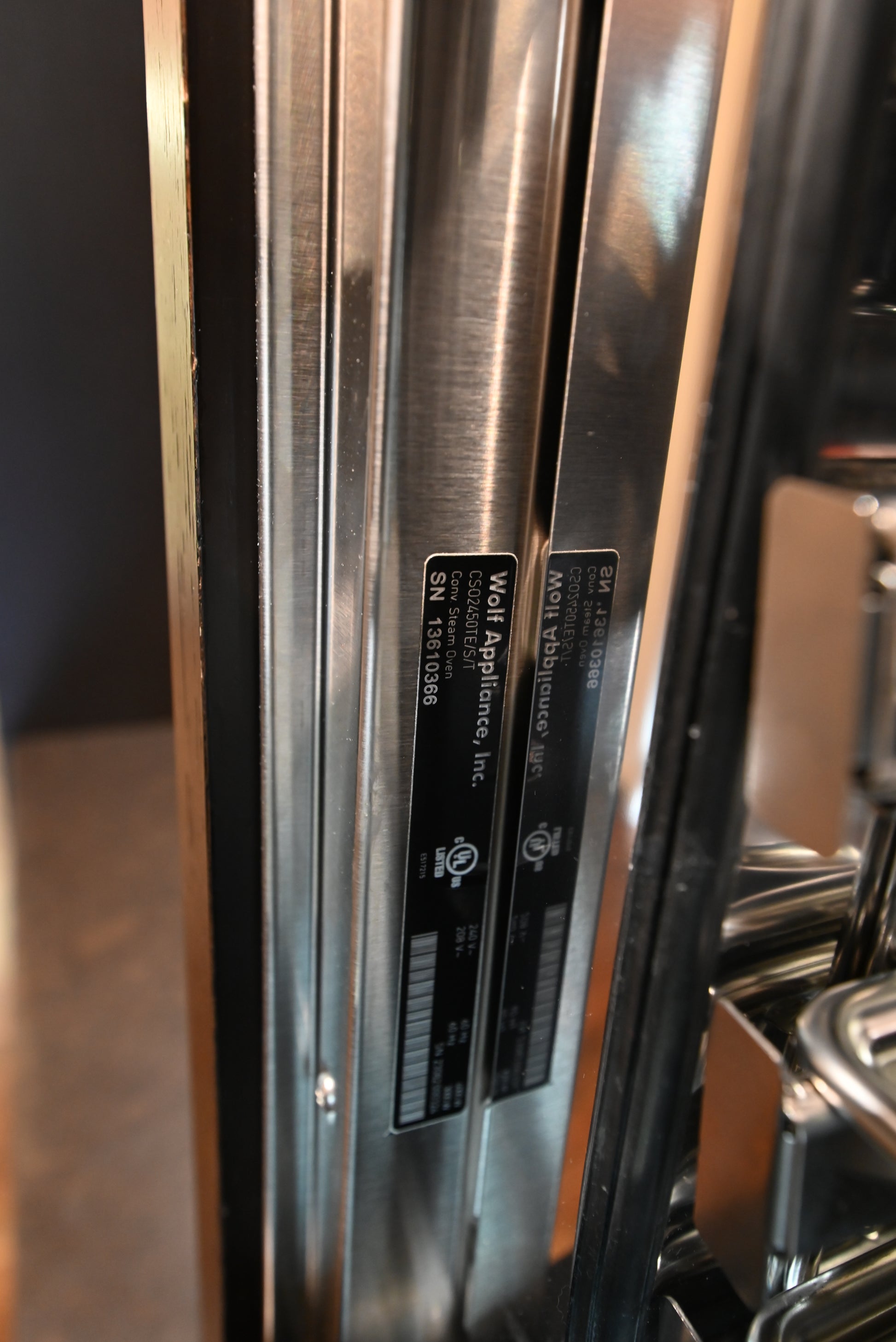 Wolf Certified CSO2450TE/S/T 24" Stainless Steel Steam Oven