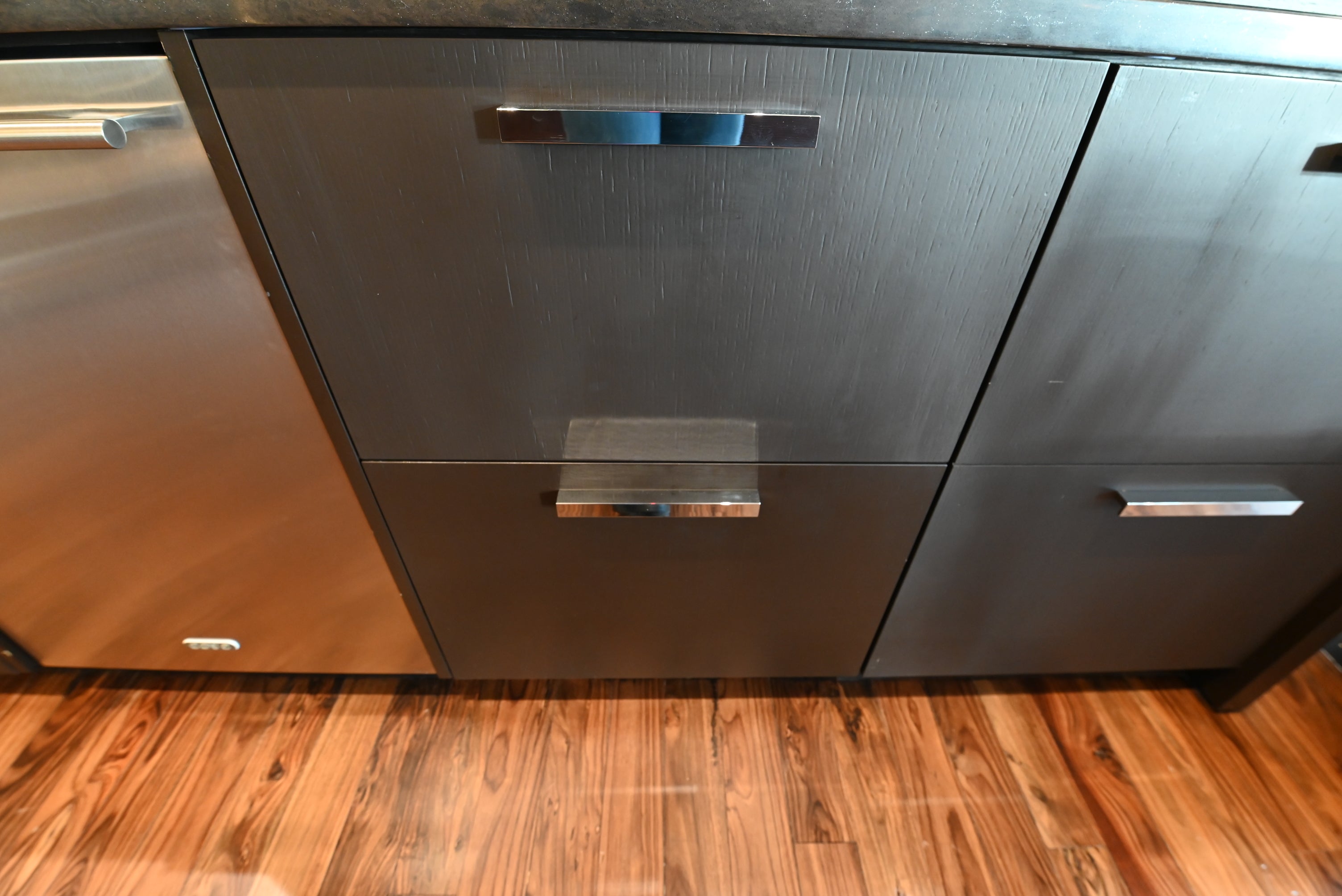 Sub-Zero Certified ID-24R 24" Panel Ready Refrigerator Drawers