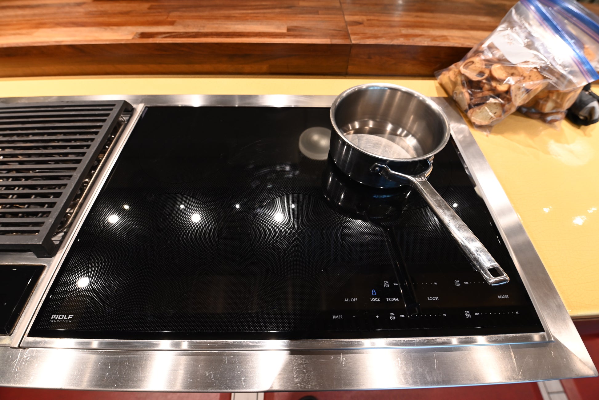 Wolf Certified CI304TF/S 30" Black Induction Cooktop