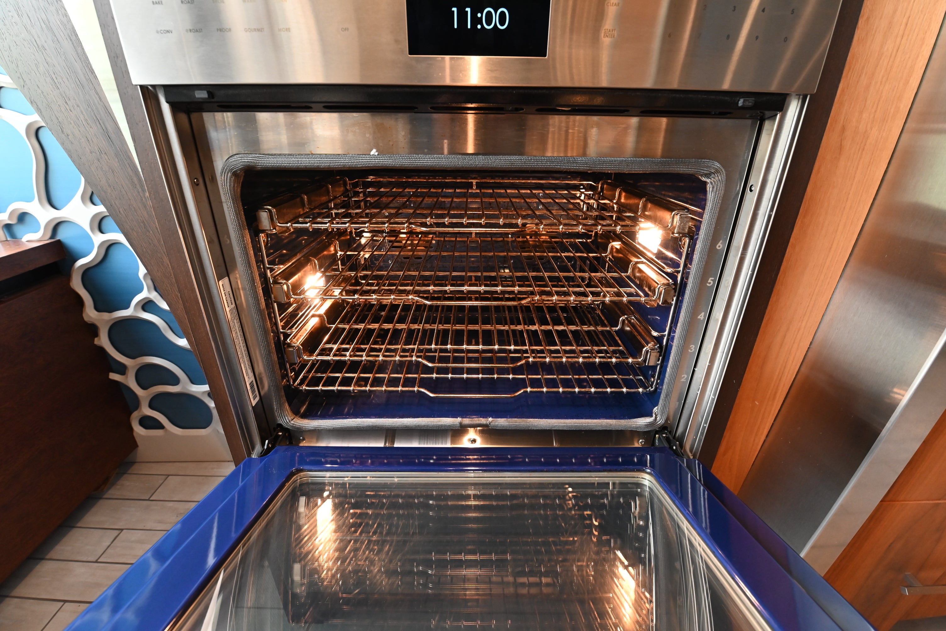 Wolf Certified SO3050TE/S/T 30" Stainless Steel Electric Single Wall Oven