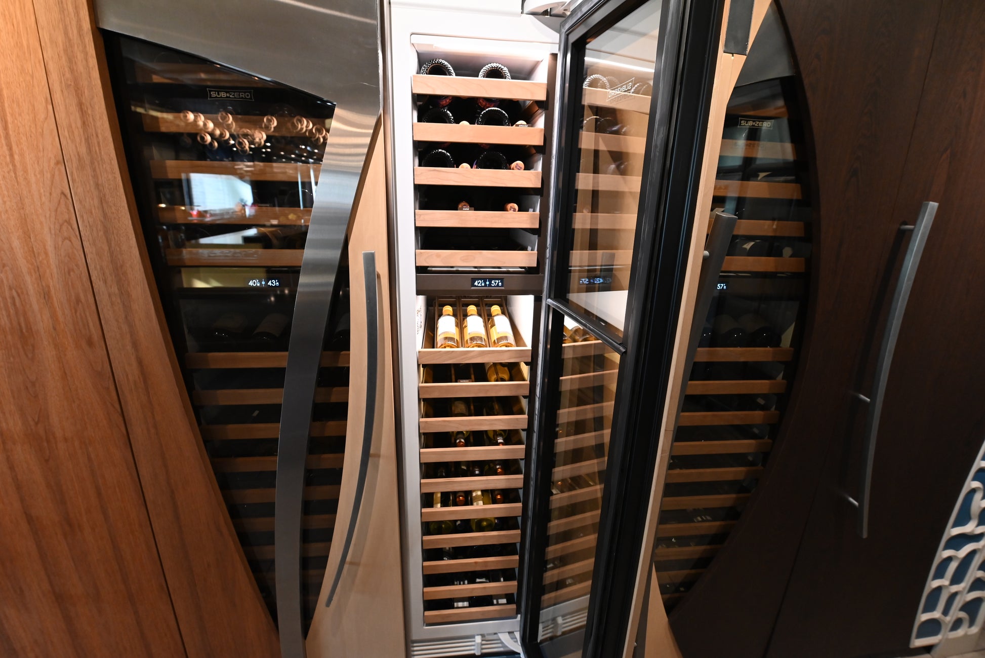 Sub-Zero Certified DEC1850W/H 18" Panel Ready Dual Zone Wine Cooler