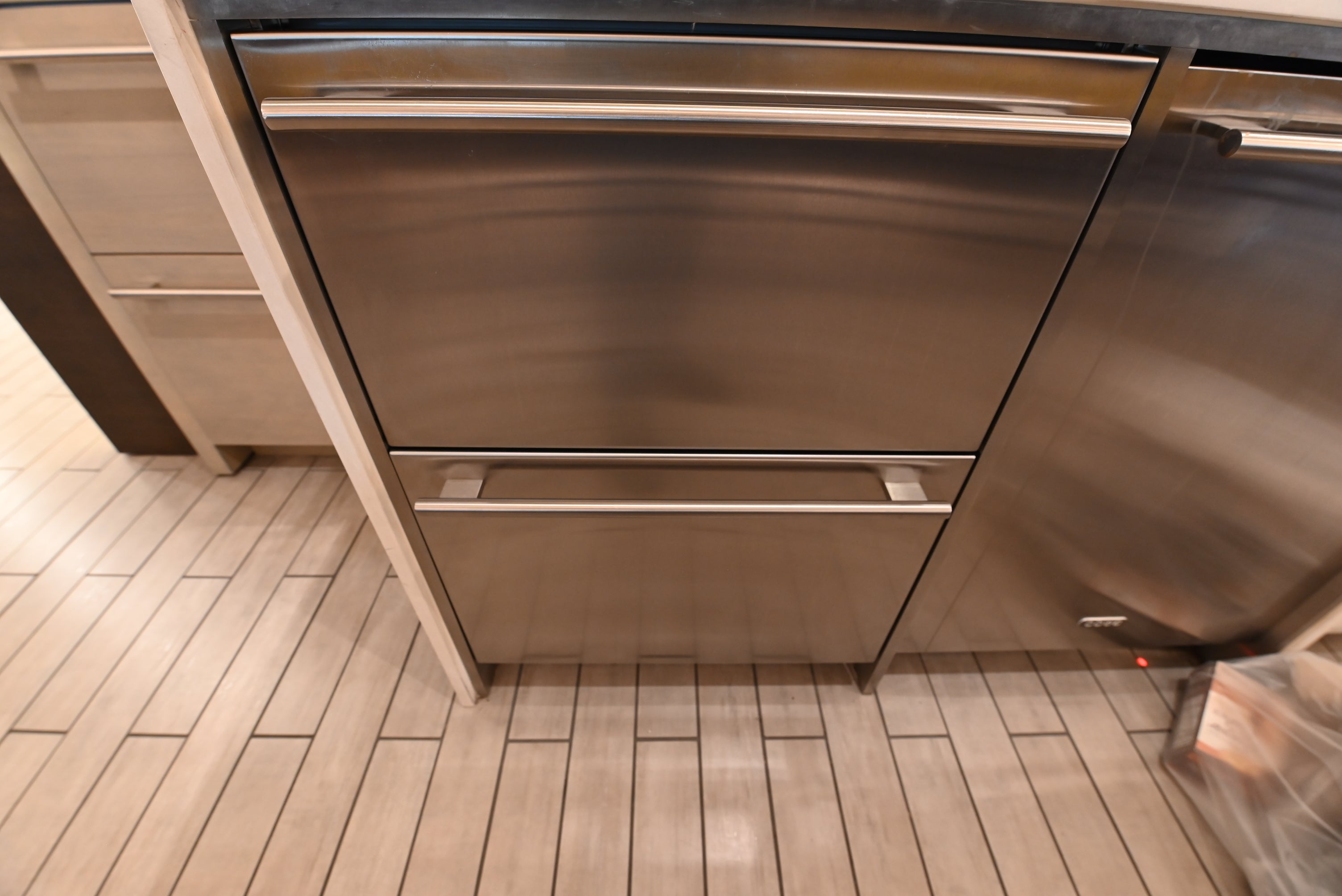 Sub-Zero Certified ID-24R 24" Stainless Steel Paneled Refrigerator Drawers