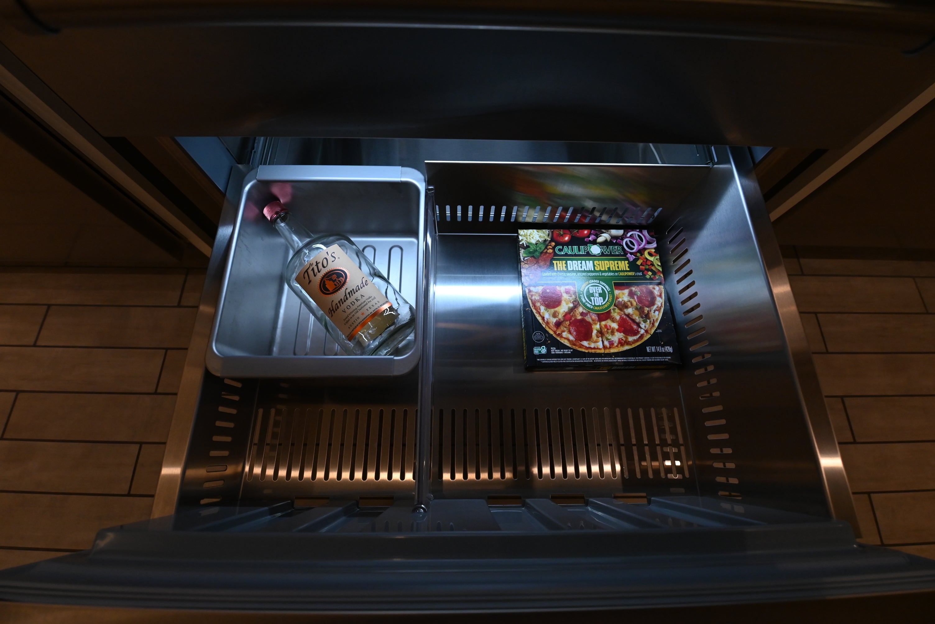 Sub-Zero Certified PRO3650G 36" Stainless Steel Bottom Freezer Refrigerator