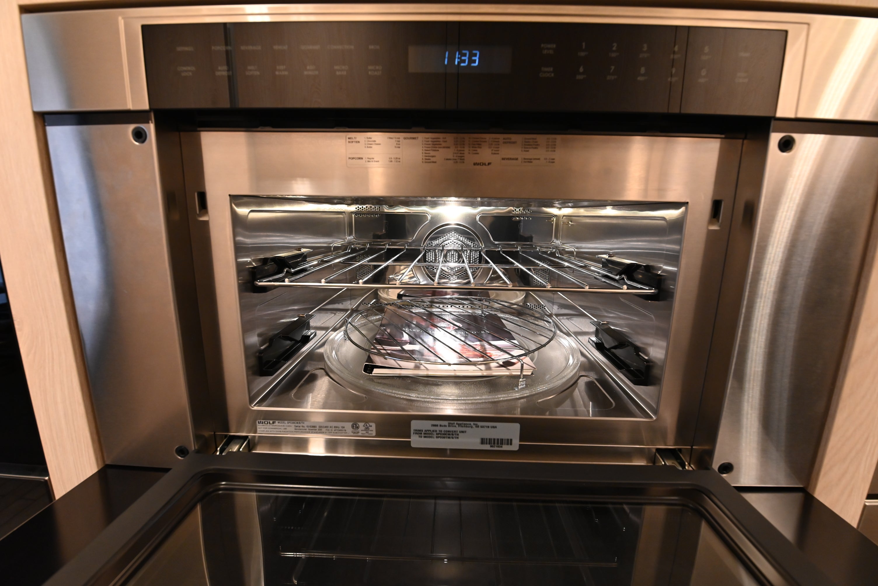 Wolf Certified SPO30CM/B/TH 30" Black Speed Oven