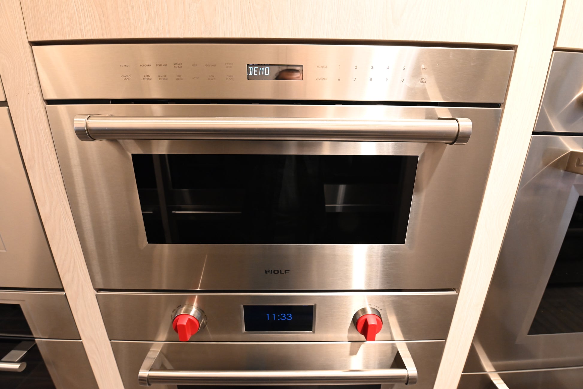 Wolf Certified MDD30TE/S/TH 30" Stainless Steel Microwave Oven