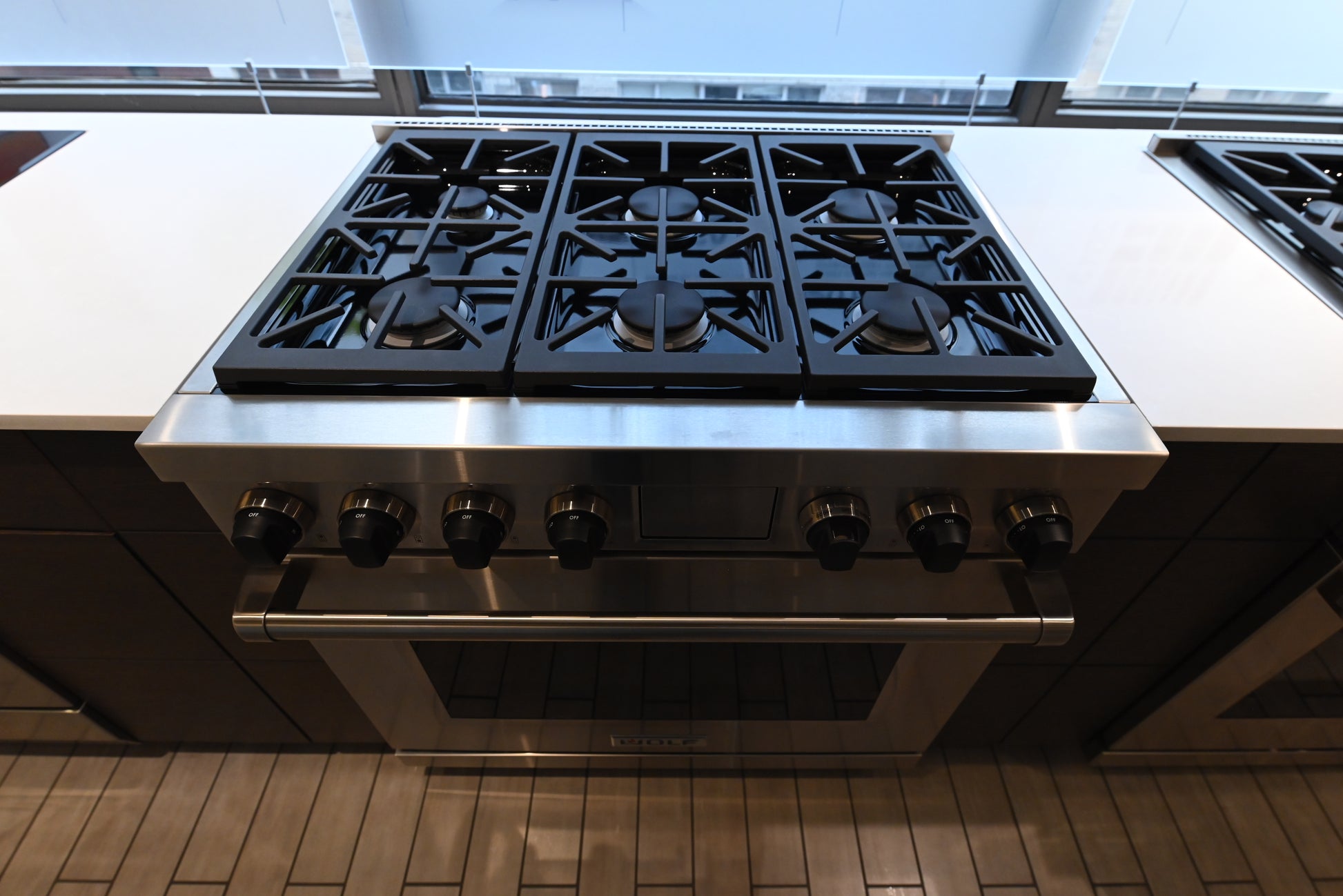 Wolf Certified DF36650/S/P 36" Stainless Steel Dual Fuel Range