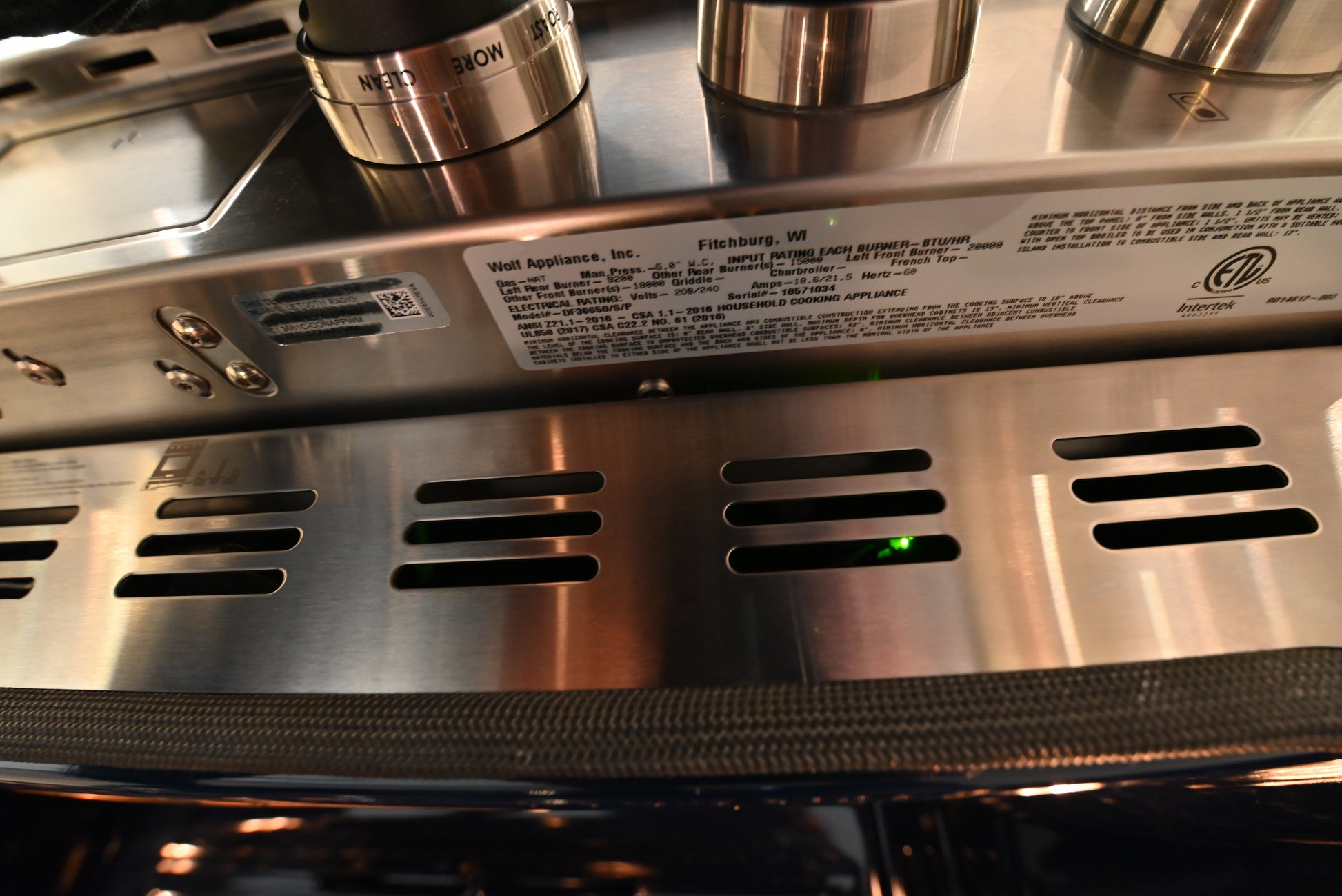 Wolf Certified DF36650/S/P 36" Stainless Steel Dual Fuel Range