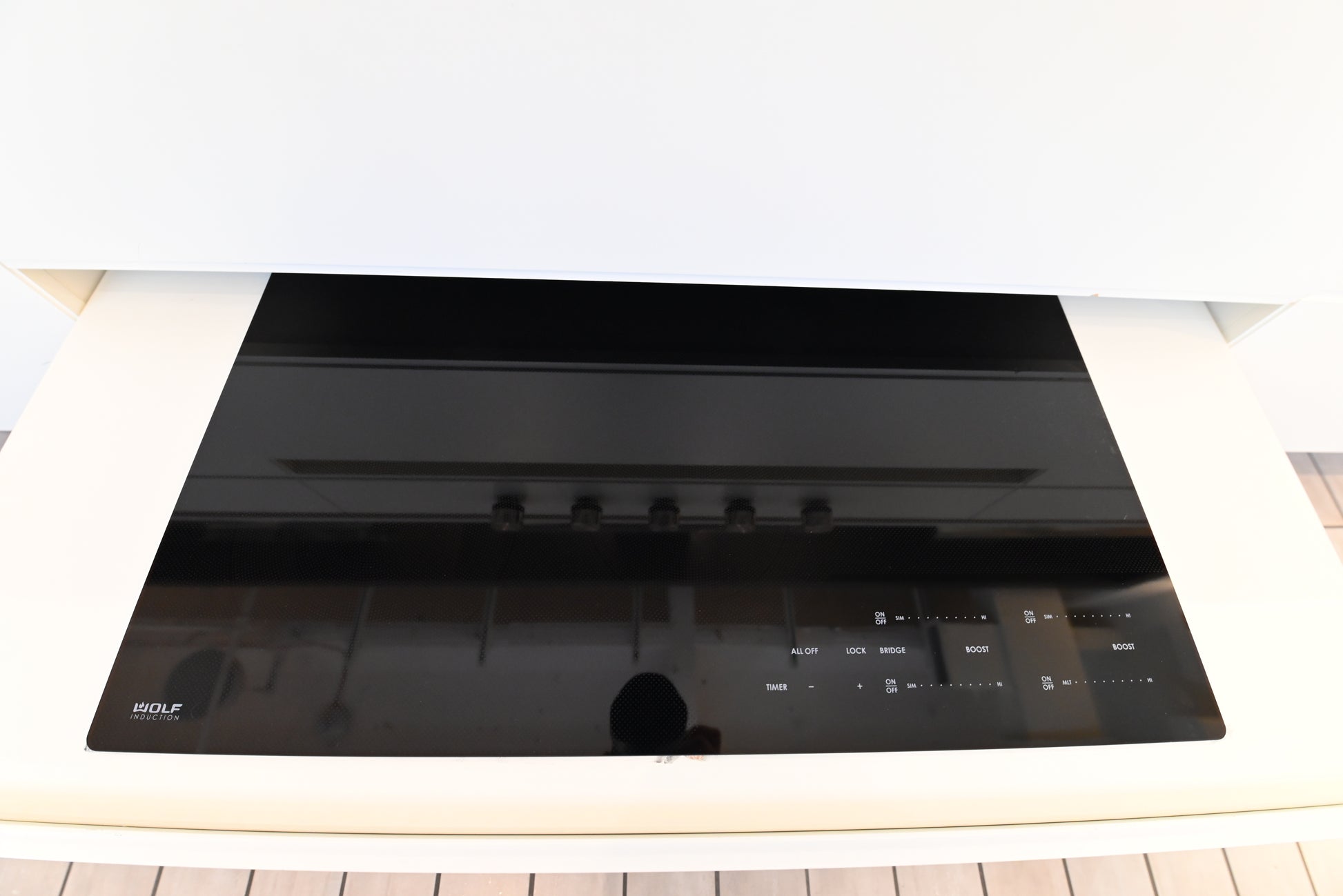 Wolf Certified CI304C/B 30" Black Induction Cooktop