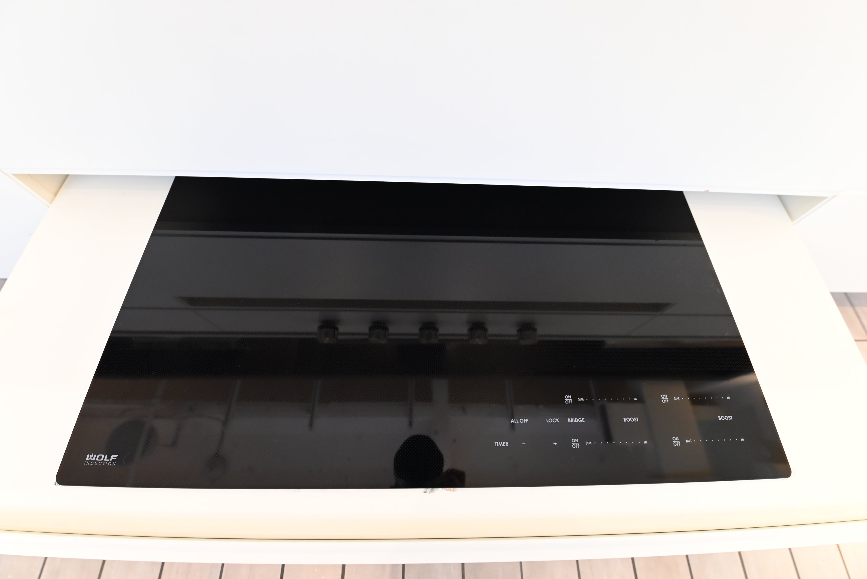 Wolf Certified CI304C/B 30" Black Induction Cooktop