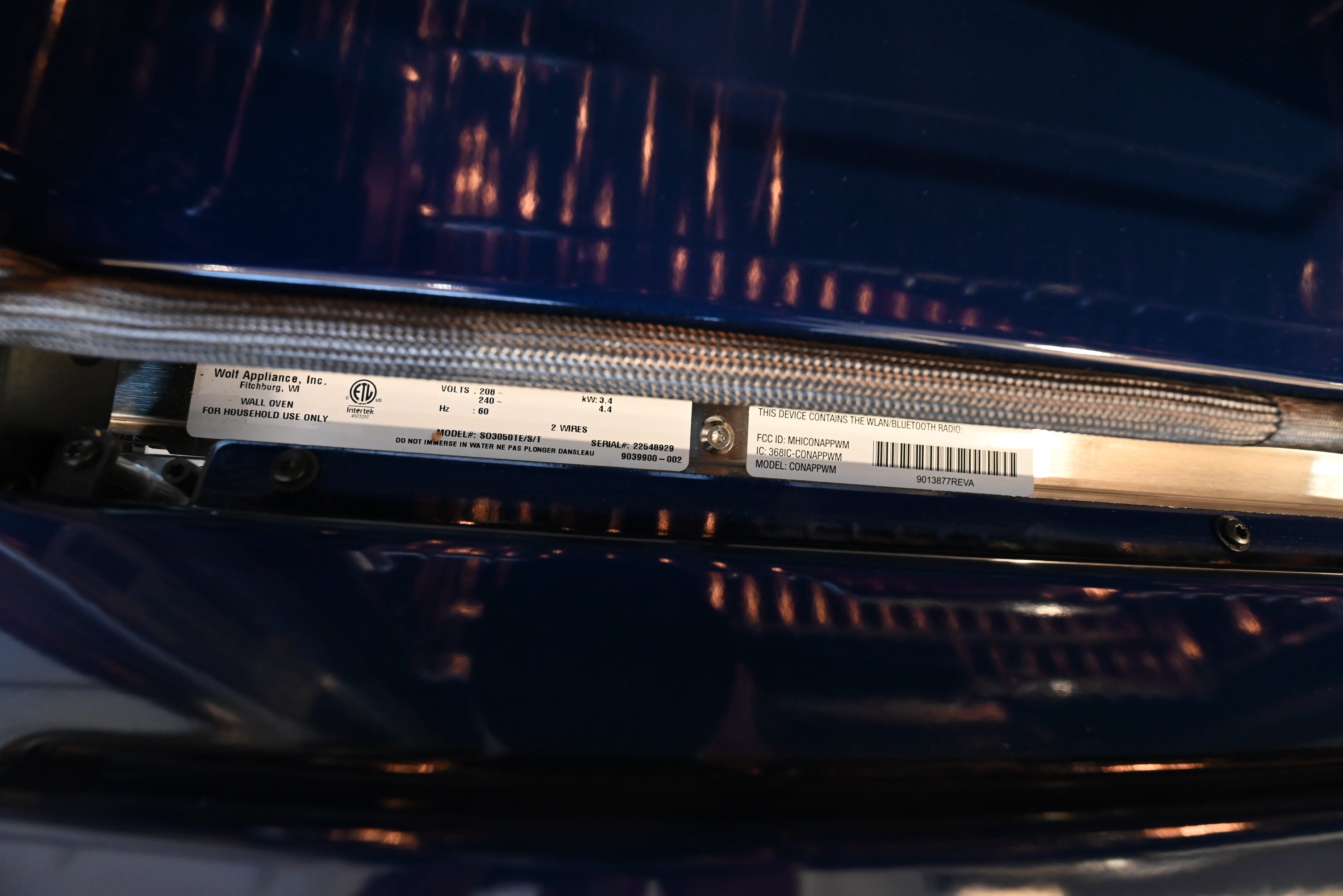 Wolf Certified SO3050TE/S/T 30" Stainless Steel Electric Single Wall Oven