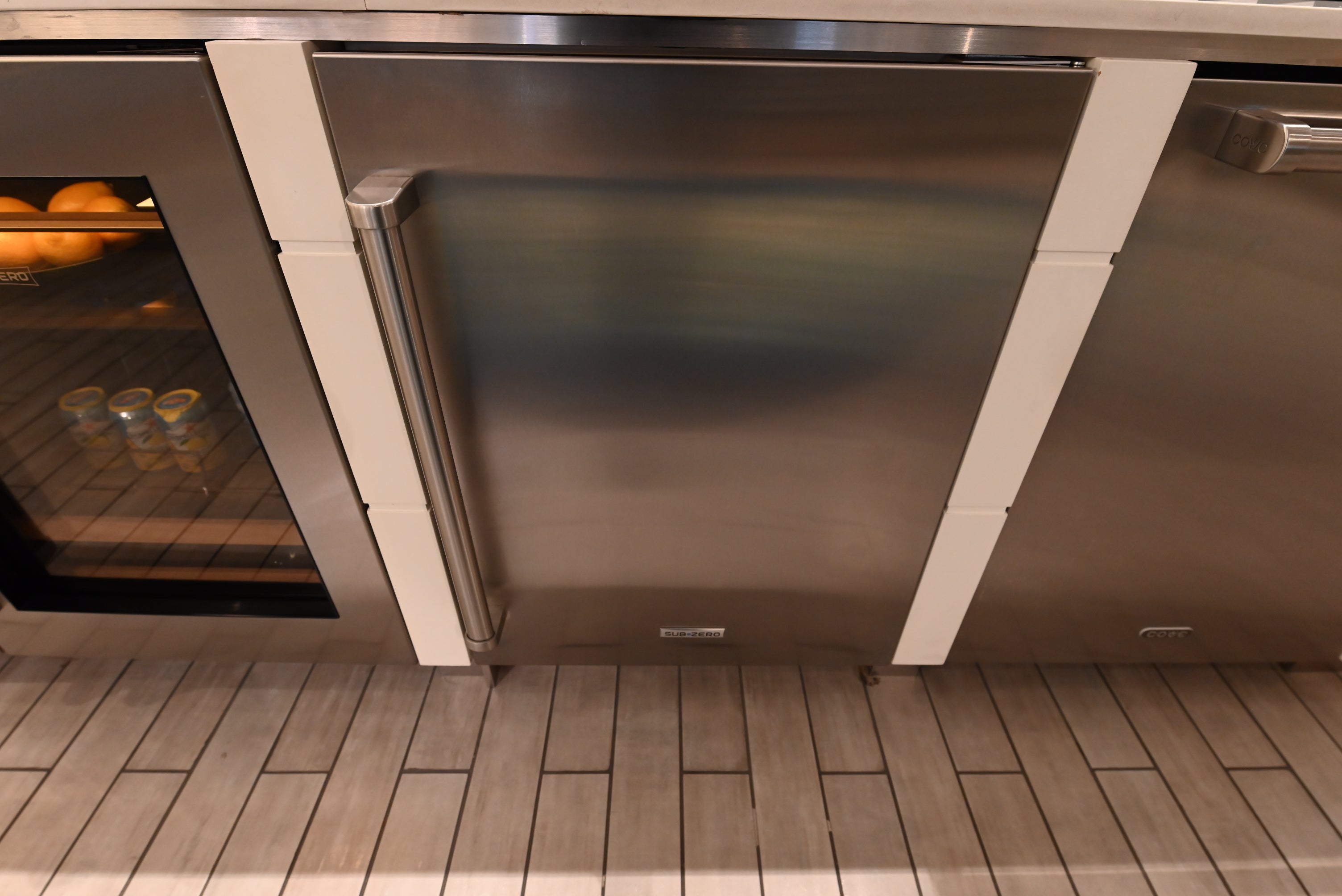 Sub-Zero Certified DEU2450CI/R 24" Stainless Steel Undercounter Refrigerator/Freezer