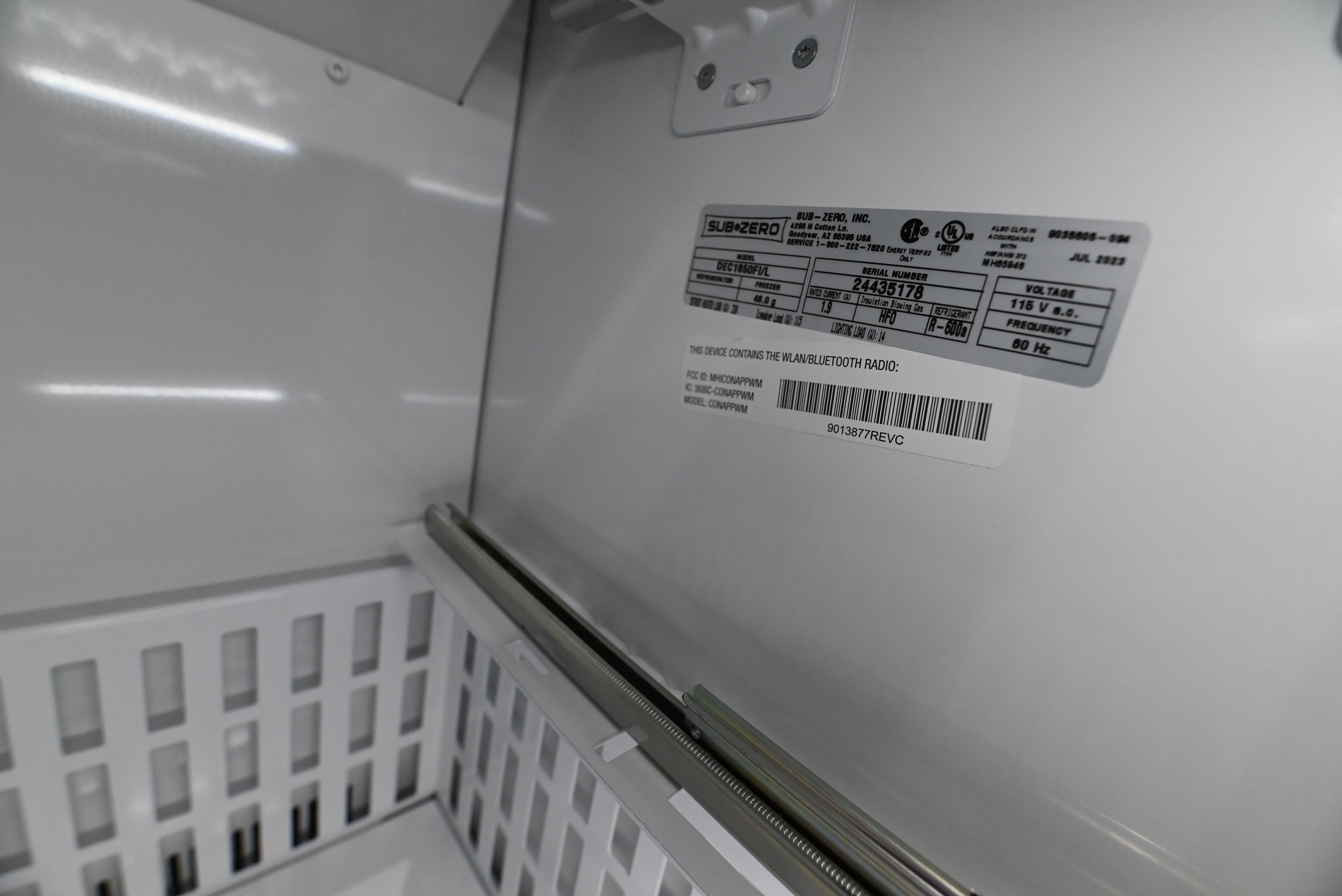 Sub-Zero Certified DEC1850FI/L 18" Panel Ready Freezer Column