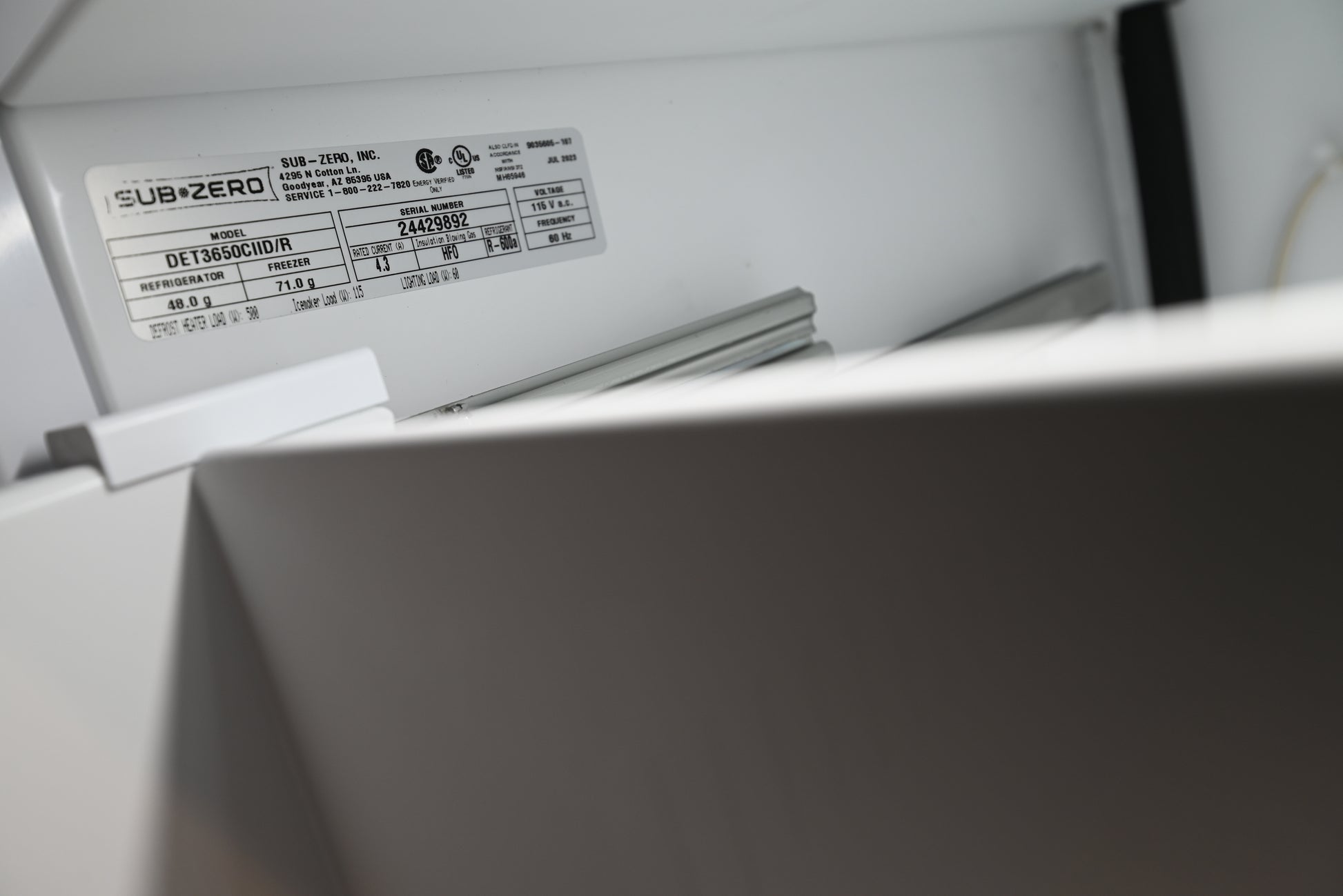 Sub-Zero Certified DET3650CIID/R 36" Stainless Steel Bottom Freezer Refrigerator