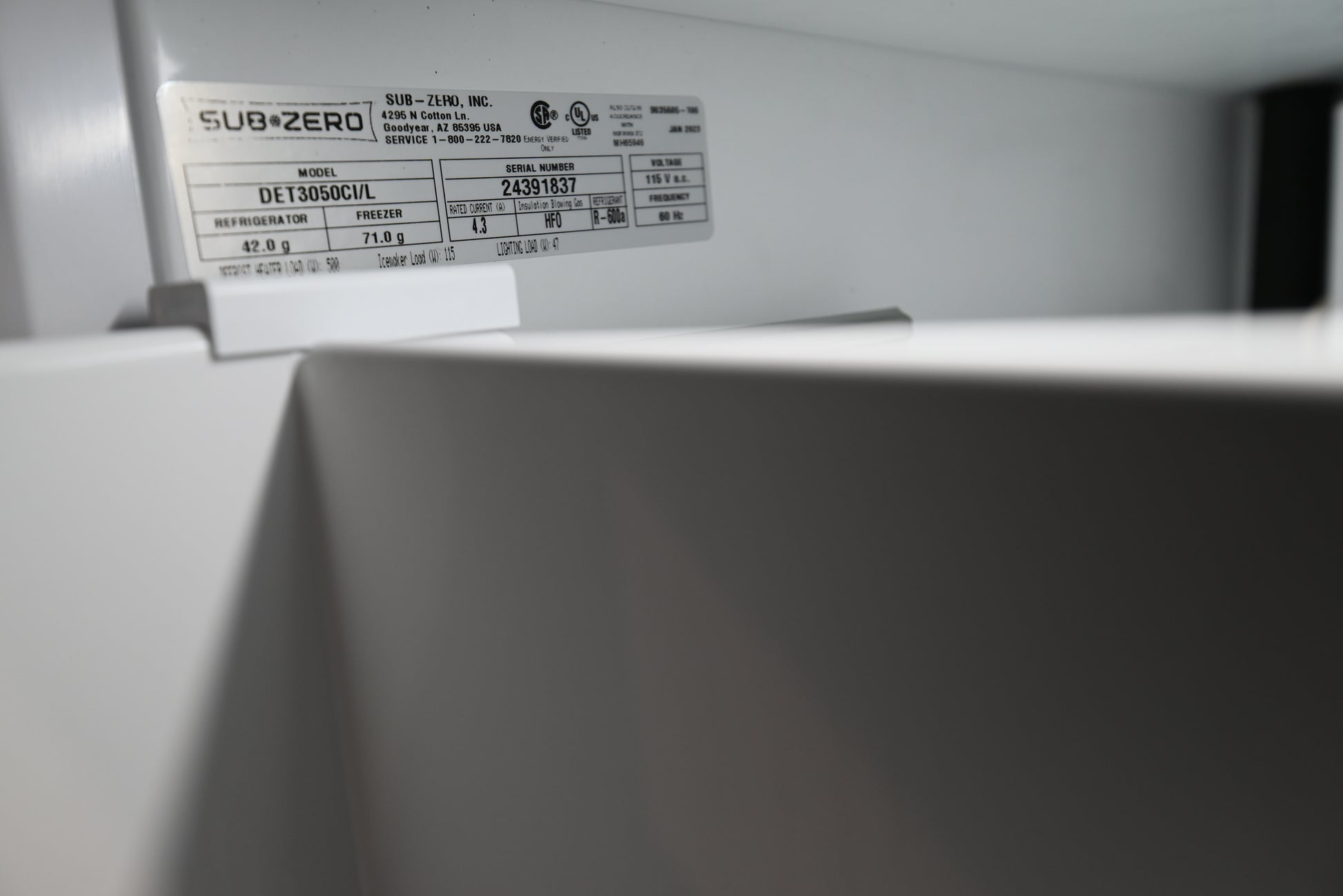 Sub-Zero Certified DET3050CI/L 30" Panel Ready Bottom Freezer Refrigerator