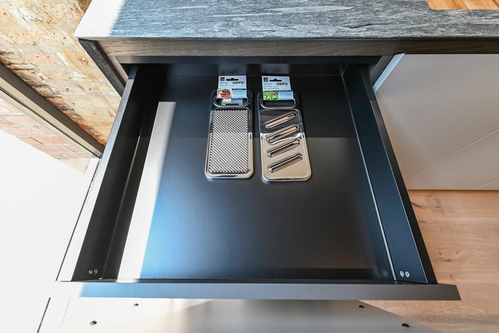 Valcucine Venture: Forma Mentis Modern Kitchen with Genius Loci Island