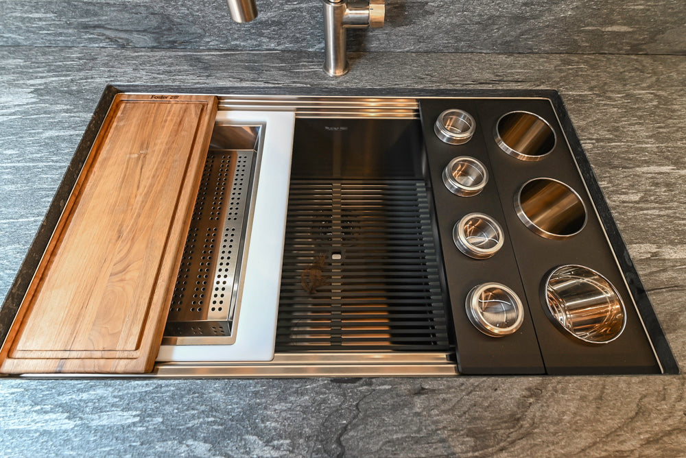 Valcucine Venture: Forma Mentis Modern Kitchen with Genius Loci Island