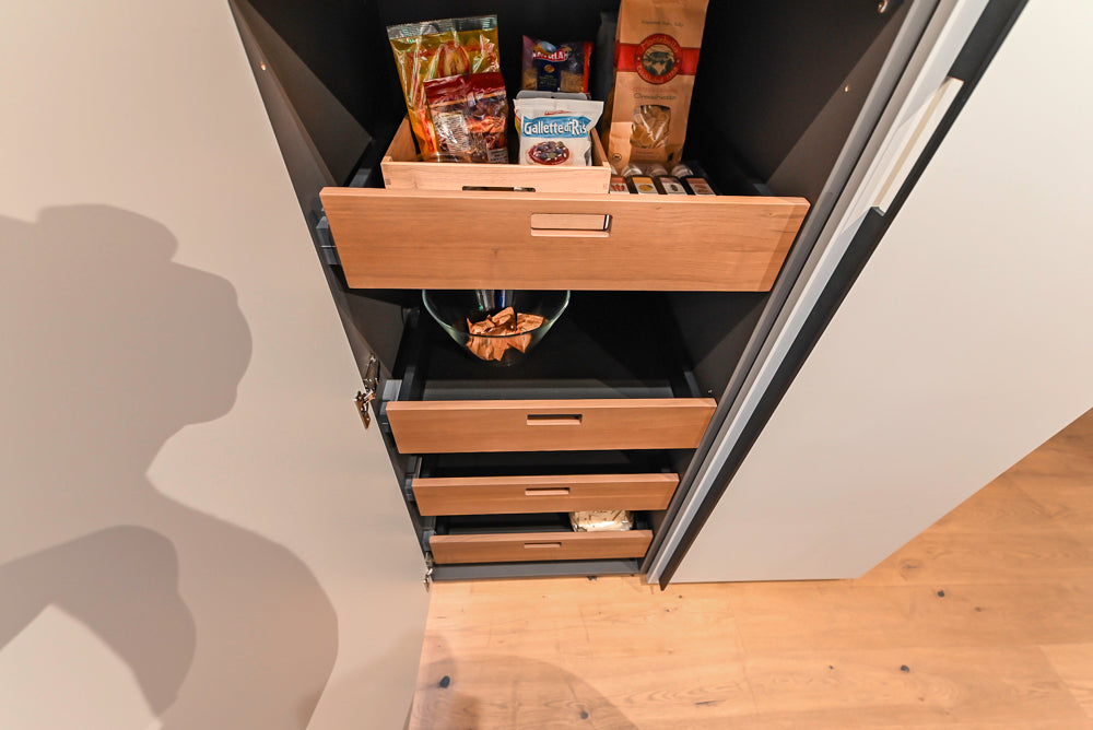 Valcucine Venture: Forma Mentis Modern Kitchen with Genius Loci Island