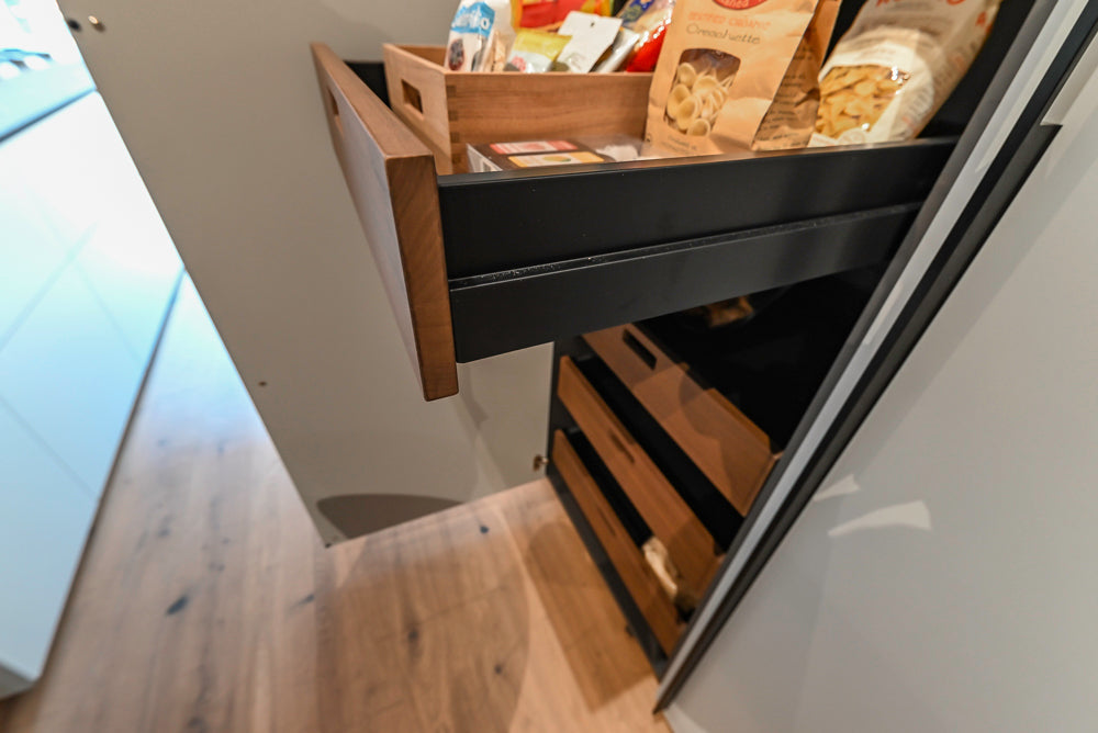 Valcucine Venture: Forma Mentis Modern Kitchen with Genius Loci Island