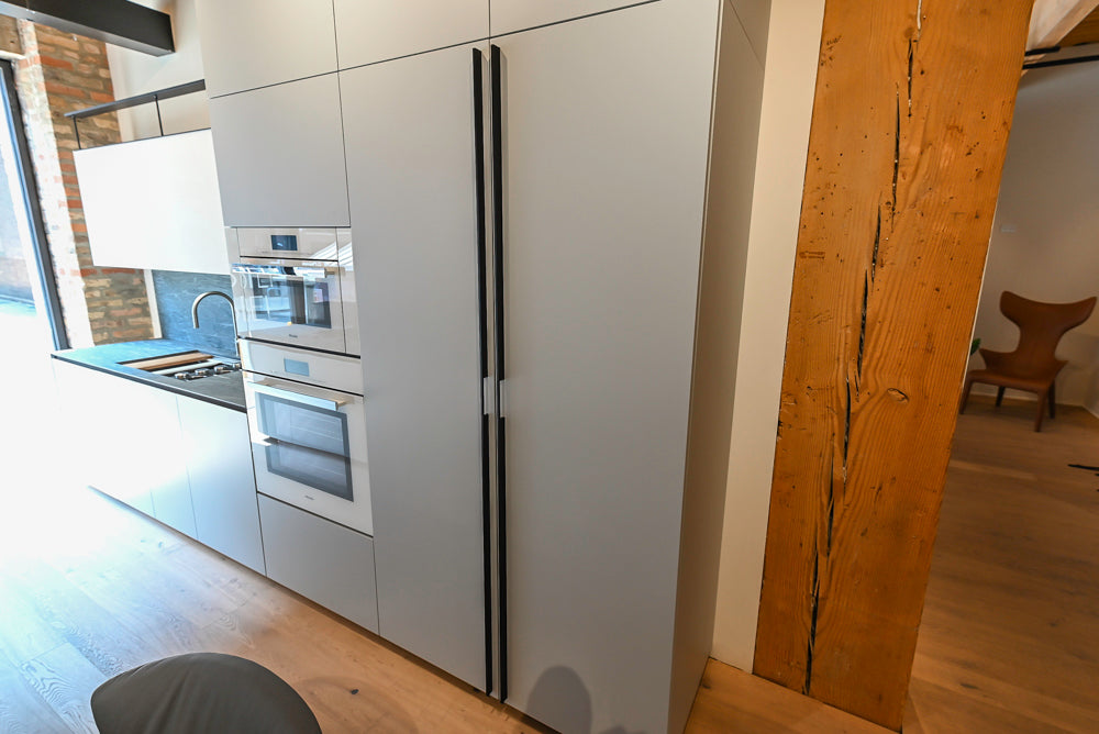 Valcucine Venture: Forma Mentis Modern Kitchen with Genius Loci Island