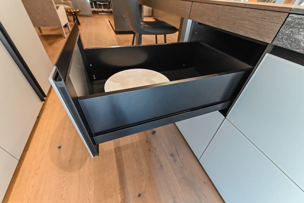 Valcucine Venture: Forma Mentis Modern Kitchen with Genius Loci Island