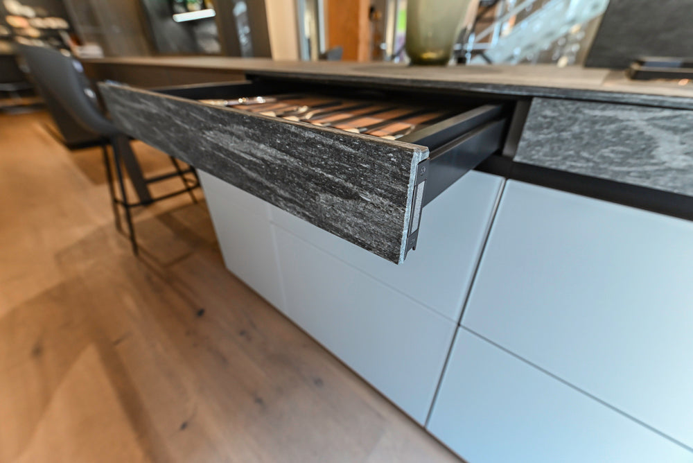 Valcucine Venture: Forma Mentis Modern Kitchen with Genius Loci Island