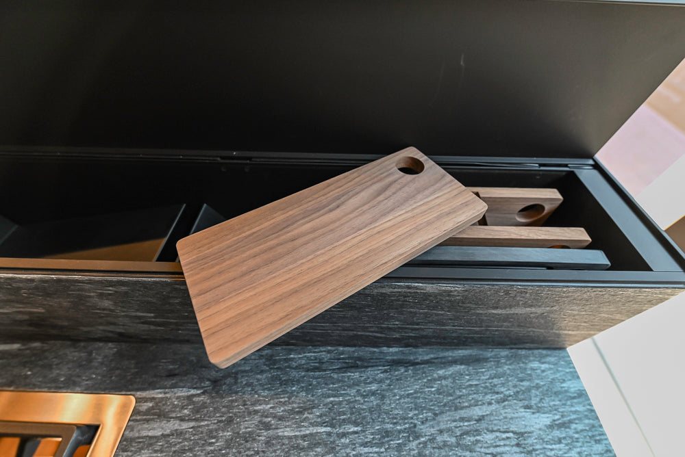 Valcucine Venture: Forma Mentis Modern Kitchen with Genius Loci Island