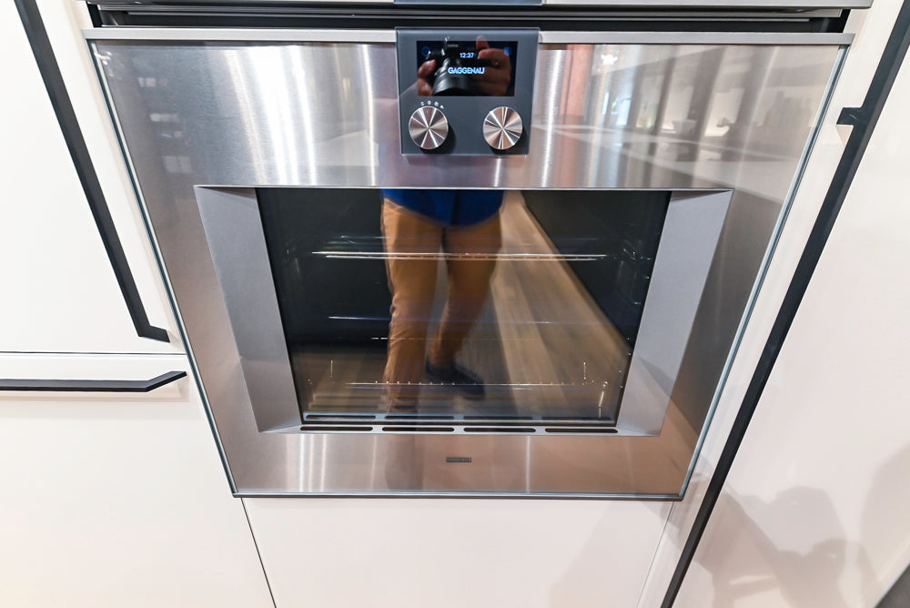 Valcucine Venture: Artematica Modern Kitchen with Island & Gaggenau Appliances