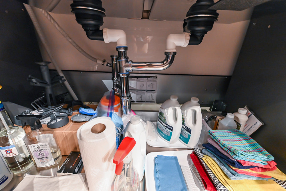 Valcucine Venture: Artematica Modern Kitchen with Island & Gaggenau Appliances