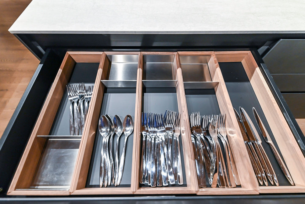 Valcucine Venture: Artematica Modern Kitchen with Island & Gaggenau Appliances