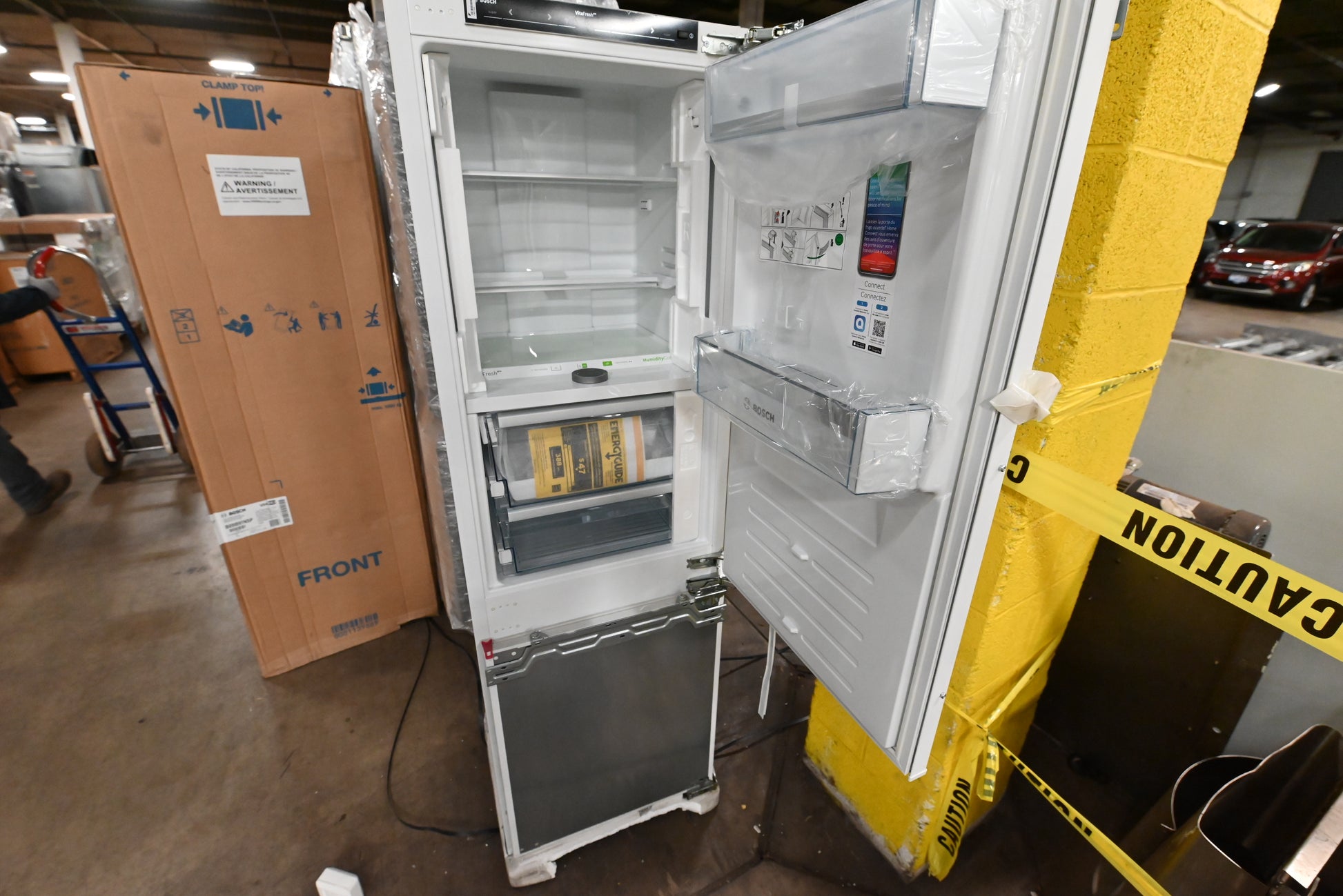 Bosch 800 Series B09IB91NSP 22" Panel Ready Bottom Freezer Refrigerator