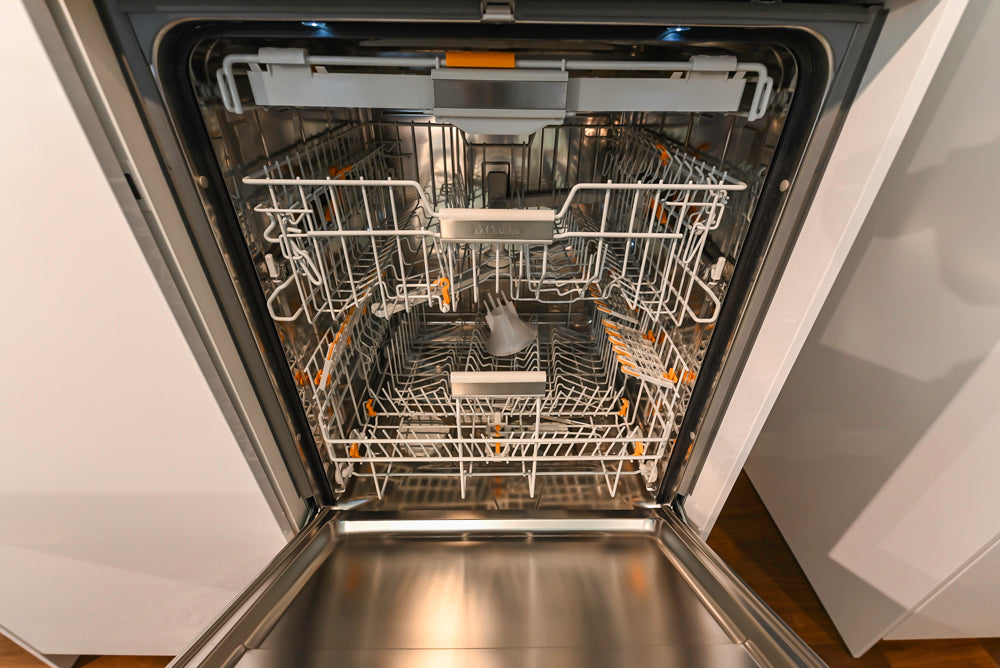 Poggenpohl Perfection: High Gloss White & Purple Modern Showroom Kitchen