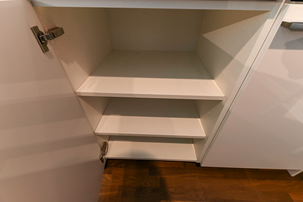 Poggenpohl Perfection: High Gloss White & Purple Modern Showroom Kitchen