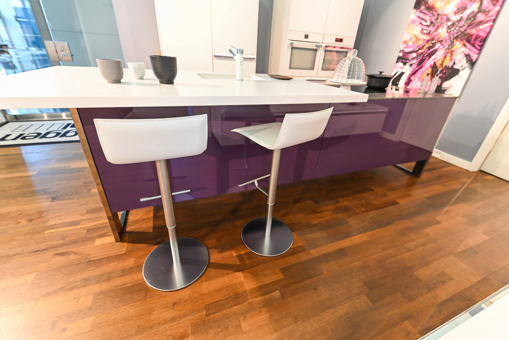 Poggenpohl High Gloss White and Purple Modern Showroom Kitchen