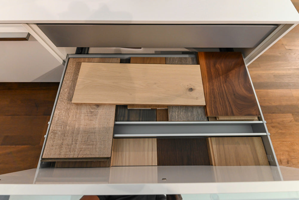 Poggenpohl Perfection: High Gloss White & Purple Modern Showroom Kitchen