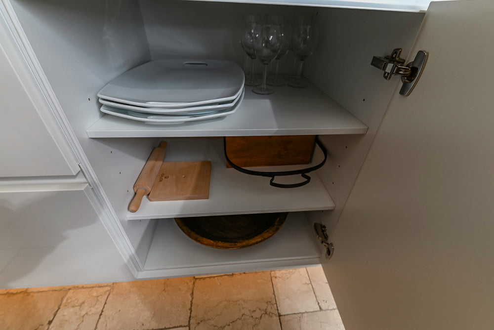 Nolte Küchen Modern White Gloss Kitchen with Quartz Countertops & Miele Appliances