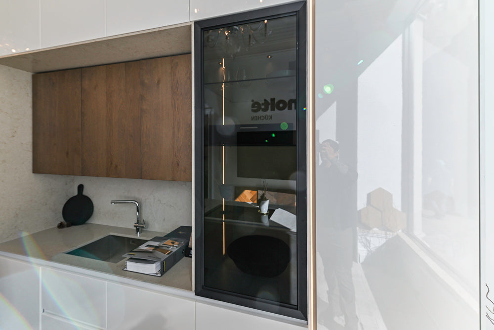 Nolte Küchen Modern White Gloss Kitchen with Quartz Countertops & Miele Appliances