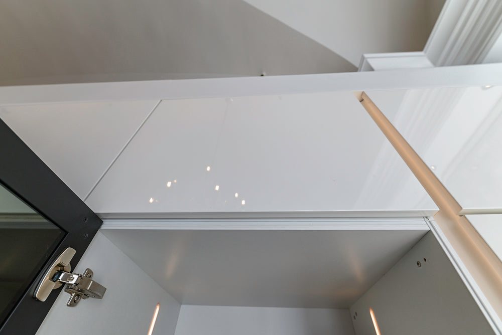 Nolte Küchen Modern White Gloss Kitchen with Quartz Countertops & Miele Appliances