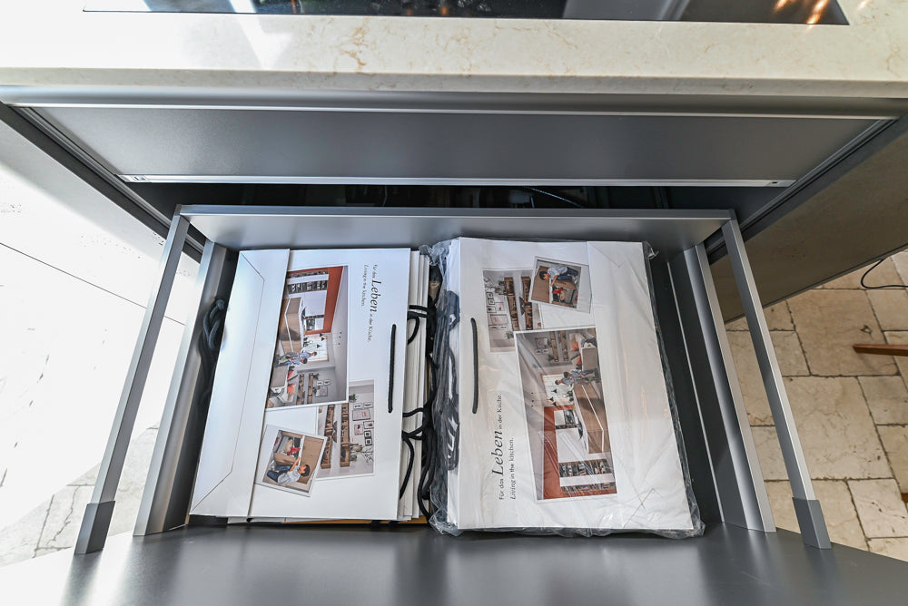 Nolte Küchen Modern White Gloss Kitchen with Quartz Countertops & Miele Appliances