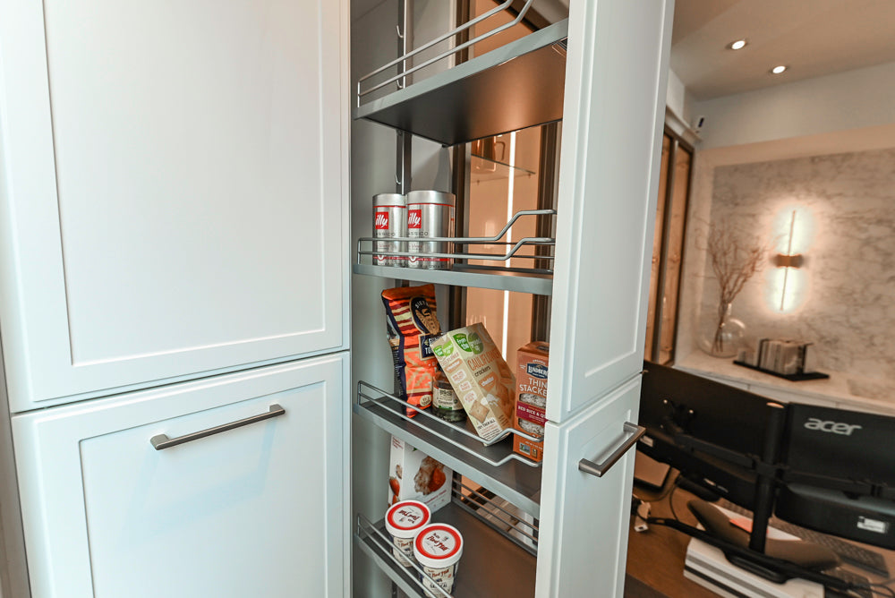 Nolte Küchen Classic Modern White Kitchen with Quartz Countertops & Luxe Appliances