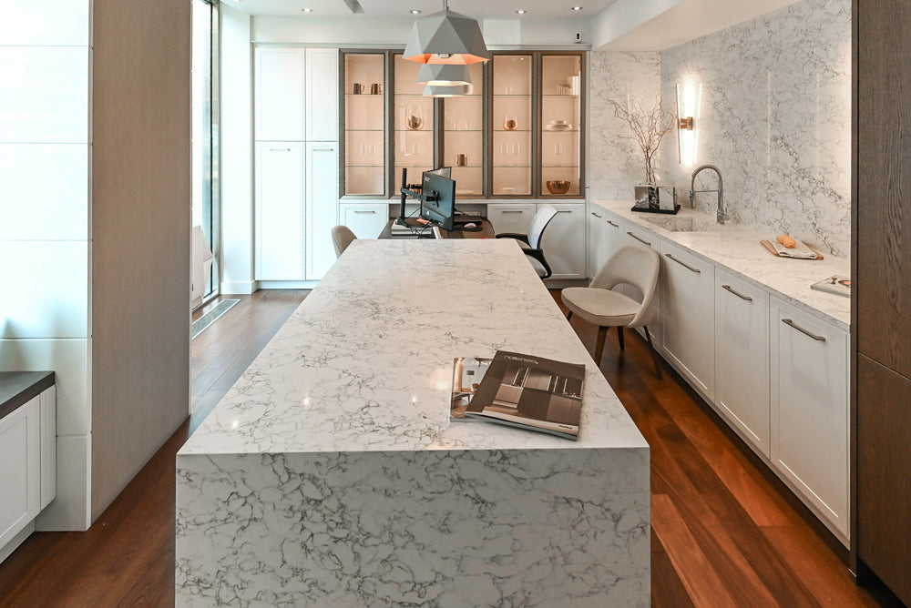 Nolte Küchen Classic Modern White Kitchen with Quartz Countertops & Luxe Appliances