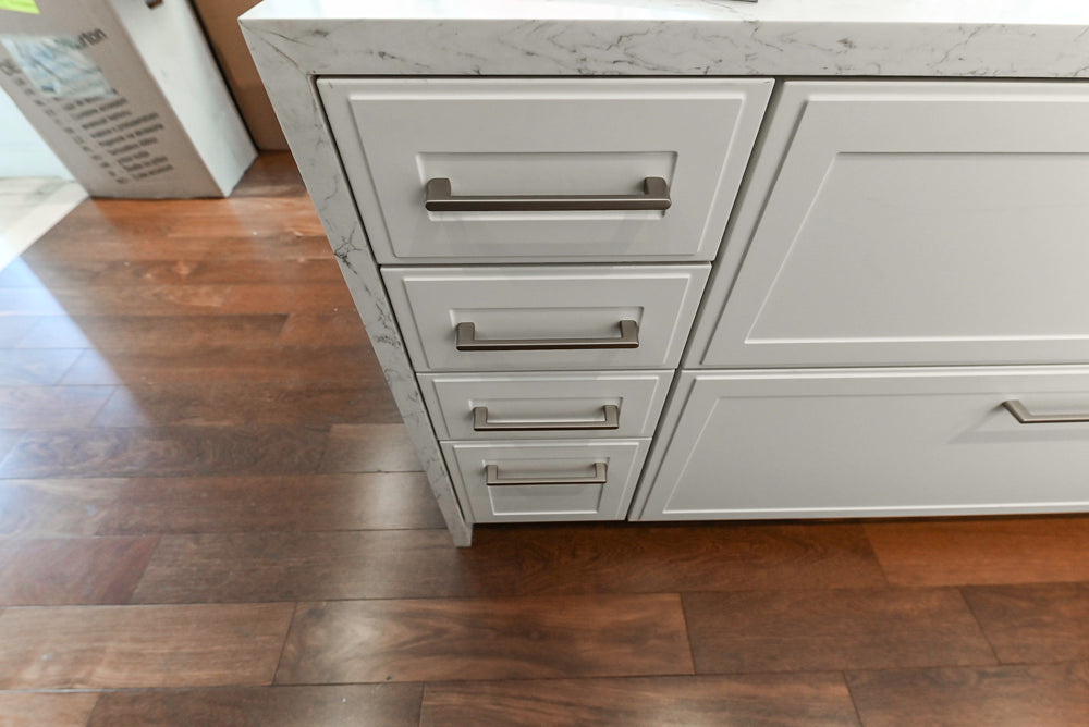 Nolte Küchen Classic Modern White Kitchen with Quartz Countertops & Luxe Appliances