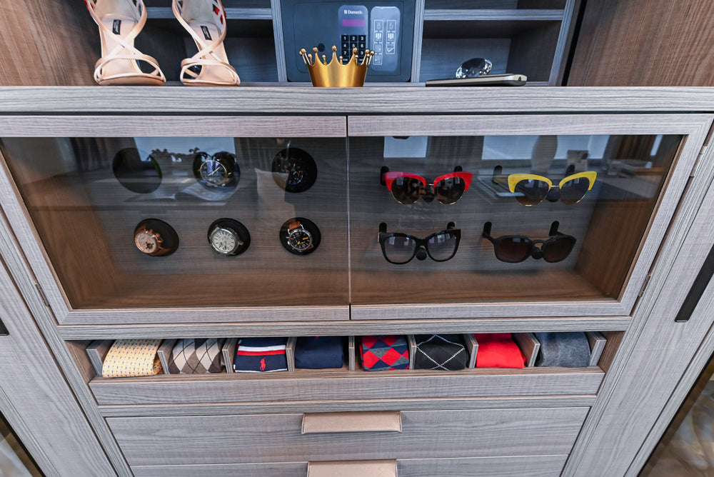 eggersmann Modern Full Wardrobe Closet