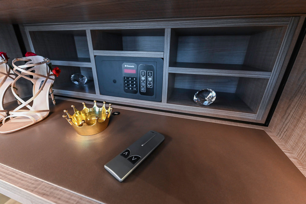 eggersmann Modern Full Wardrobe Closet