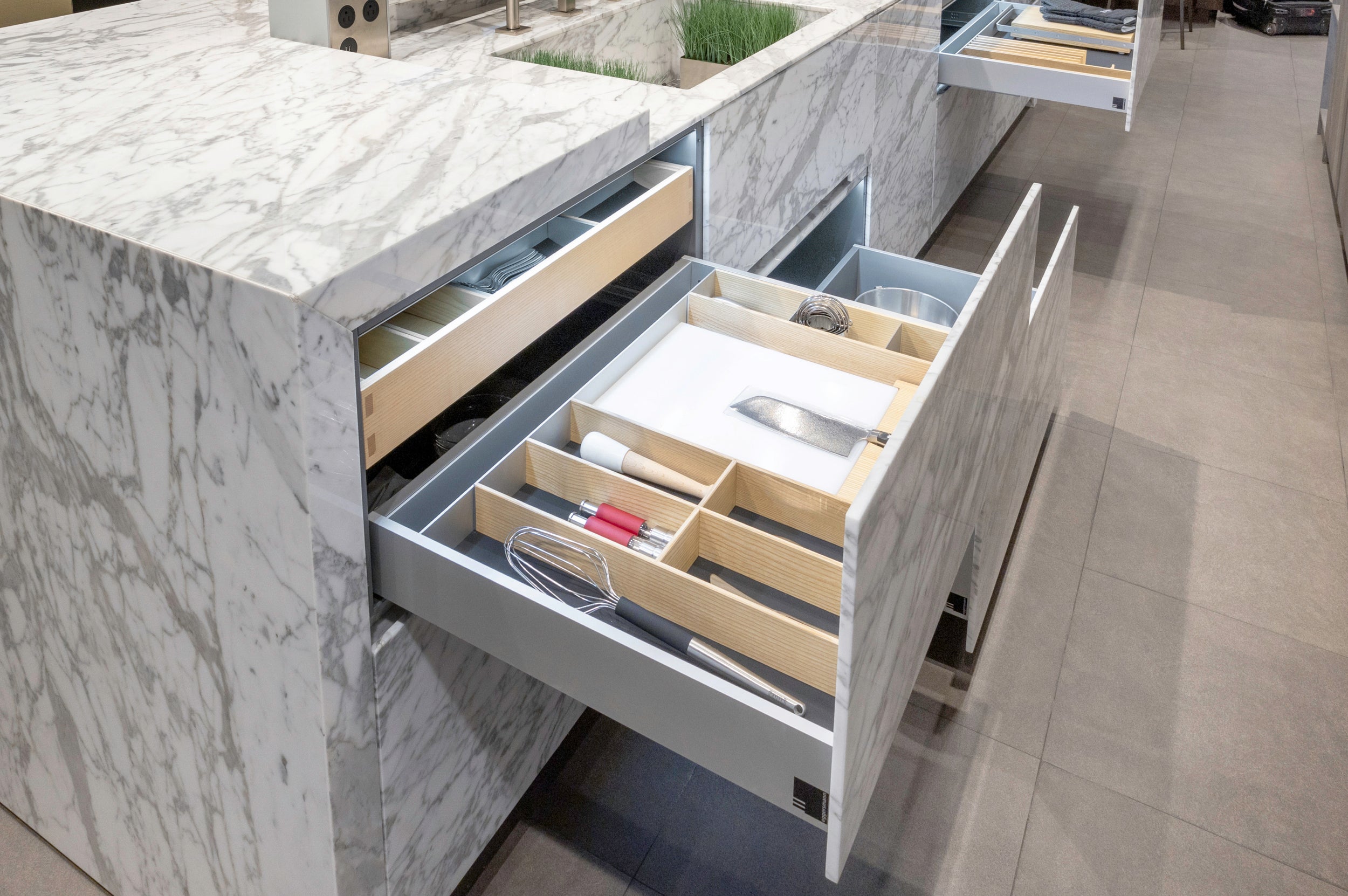 eggersmann USA Chablis Vintage Oak & Steel Grey Modern Kitchen with Arabescato Waterfall Island and Miele Appliance Suite