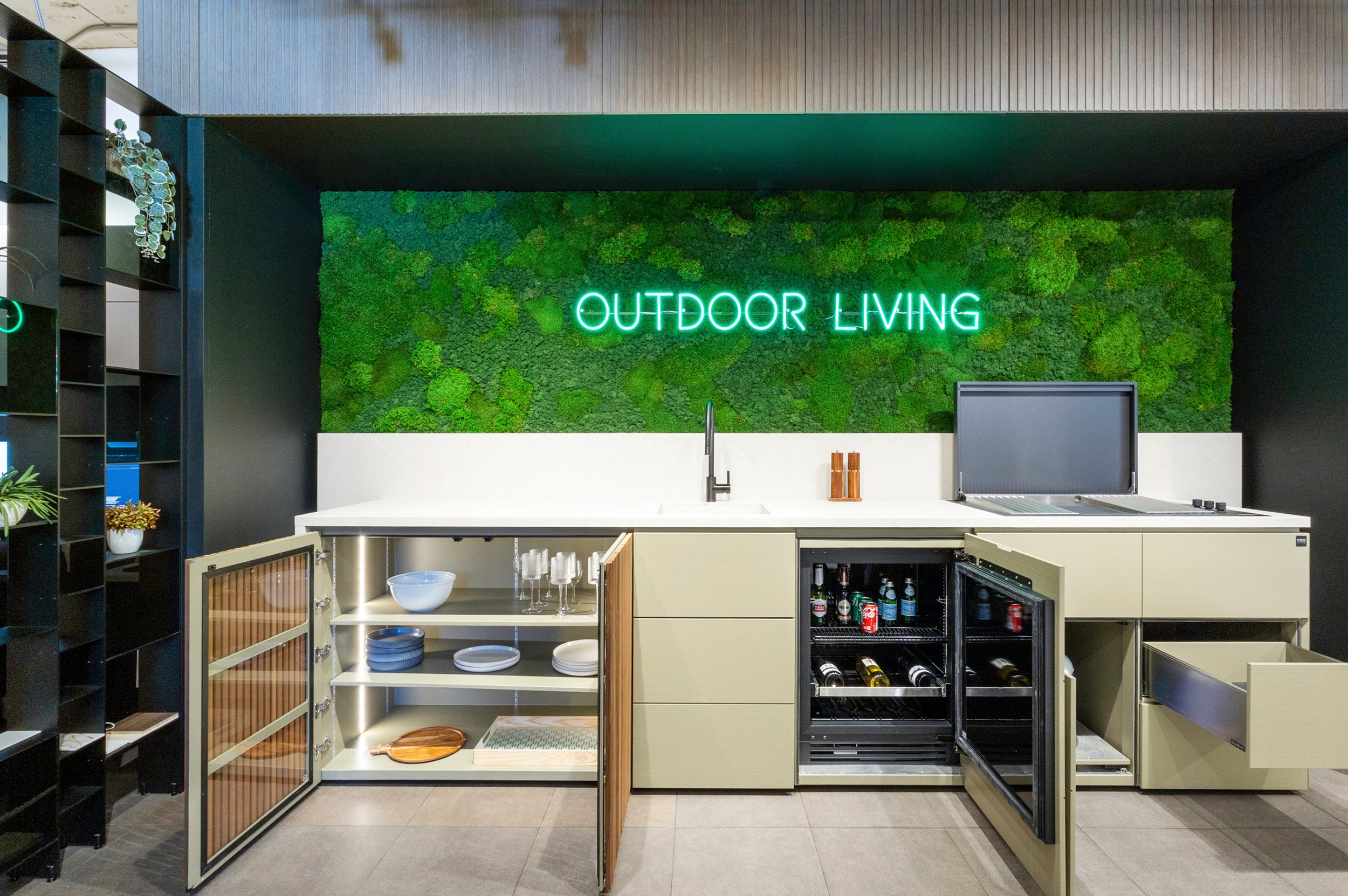 eggersmann USA CUBIC Outdoor Living Kitchen with Sink & Faucet and Fogher Grill