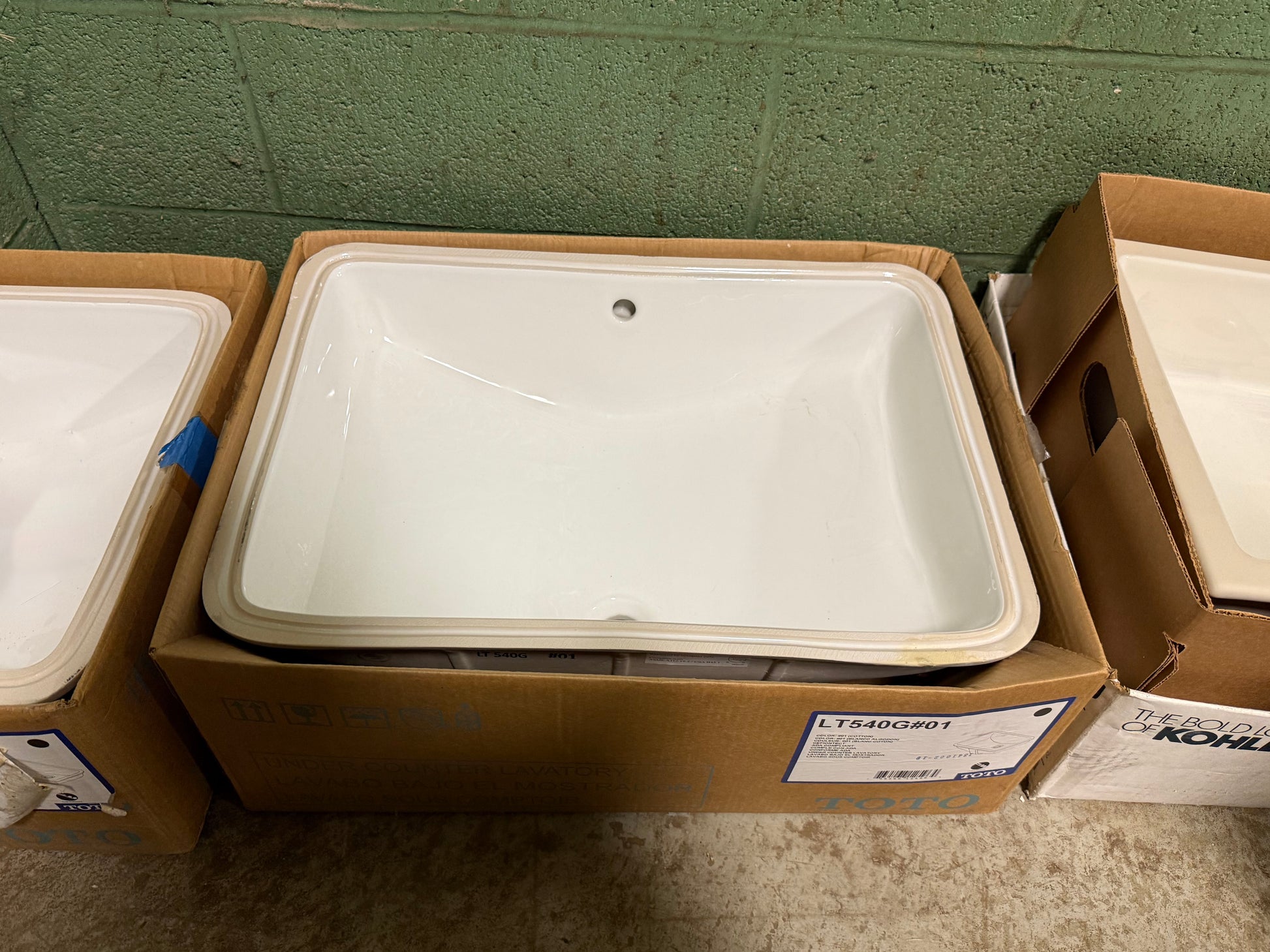 TOTO 21 1/4" Cotton Undermount Bathroom Sink with Overflow and CeFiONtect Ceramic Glaze