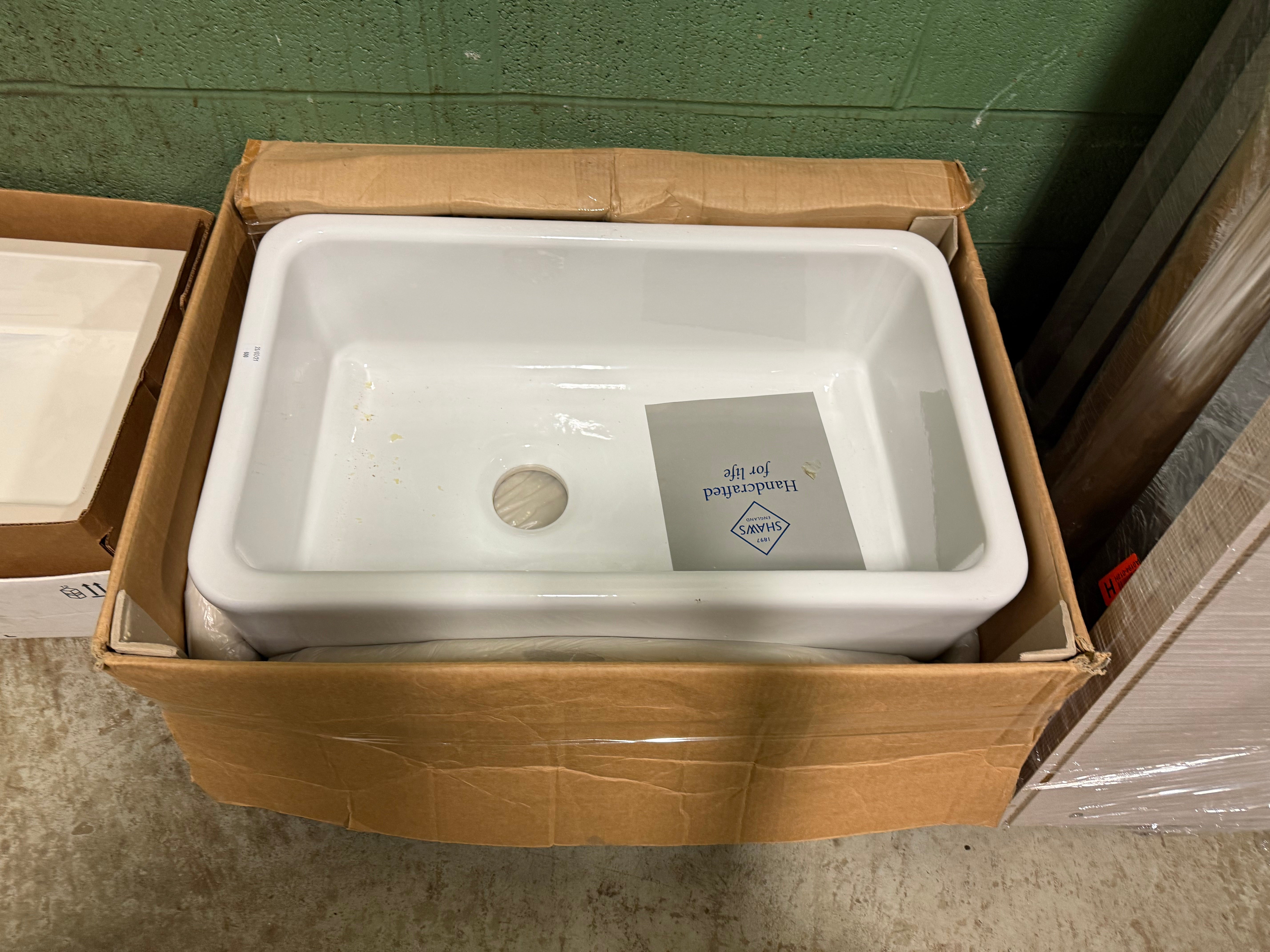 Shaws Lancaster 30" White Single Basin Farmhouse Apron Front Fireclay Kitchen Sink